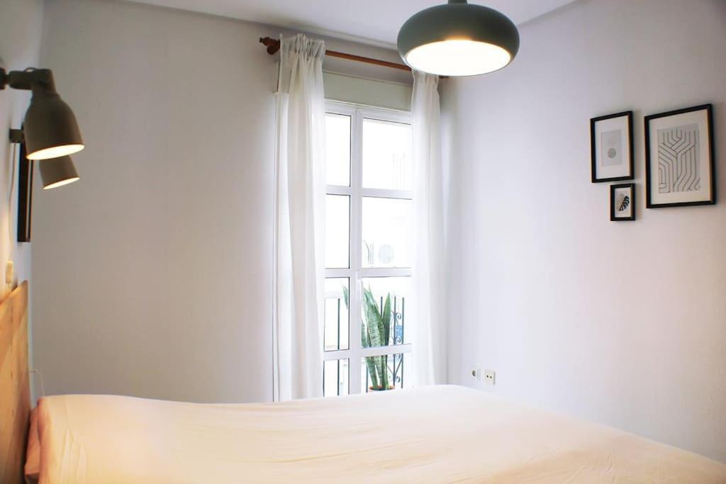 Apartment Enjoy The Historic Center Of Chiclana By C. Dreams